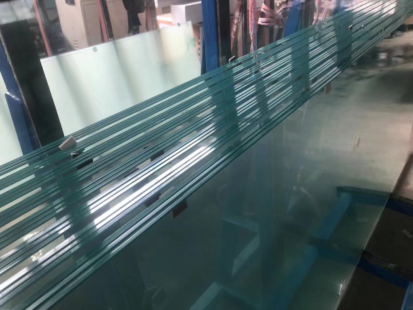 防弹玻璃价格